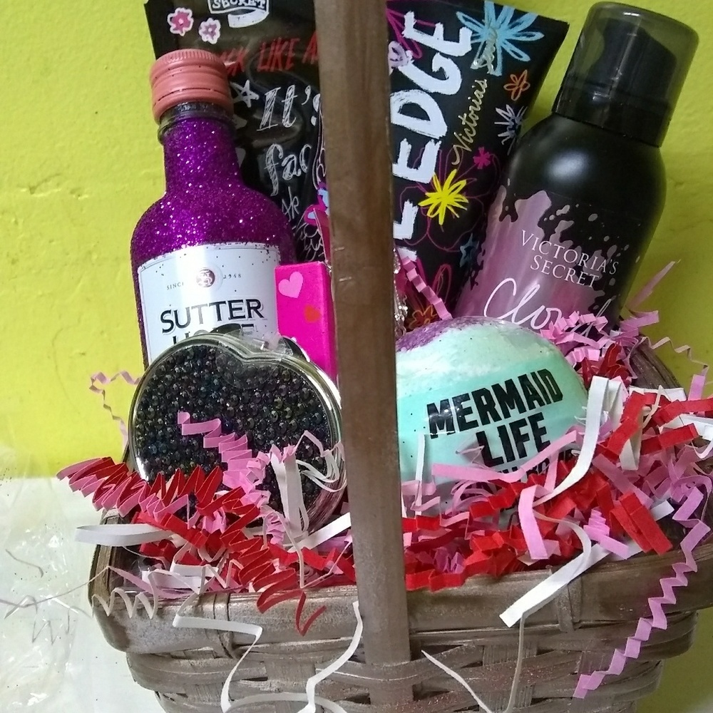 Victoria secret spa self care V day baskets